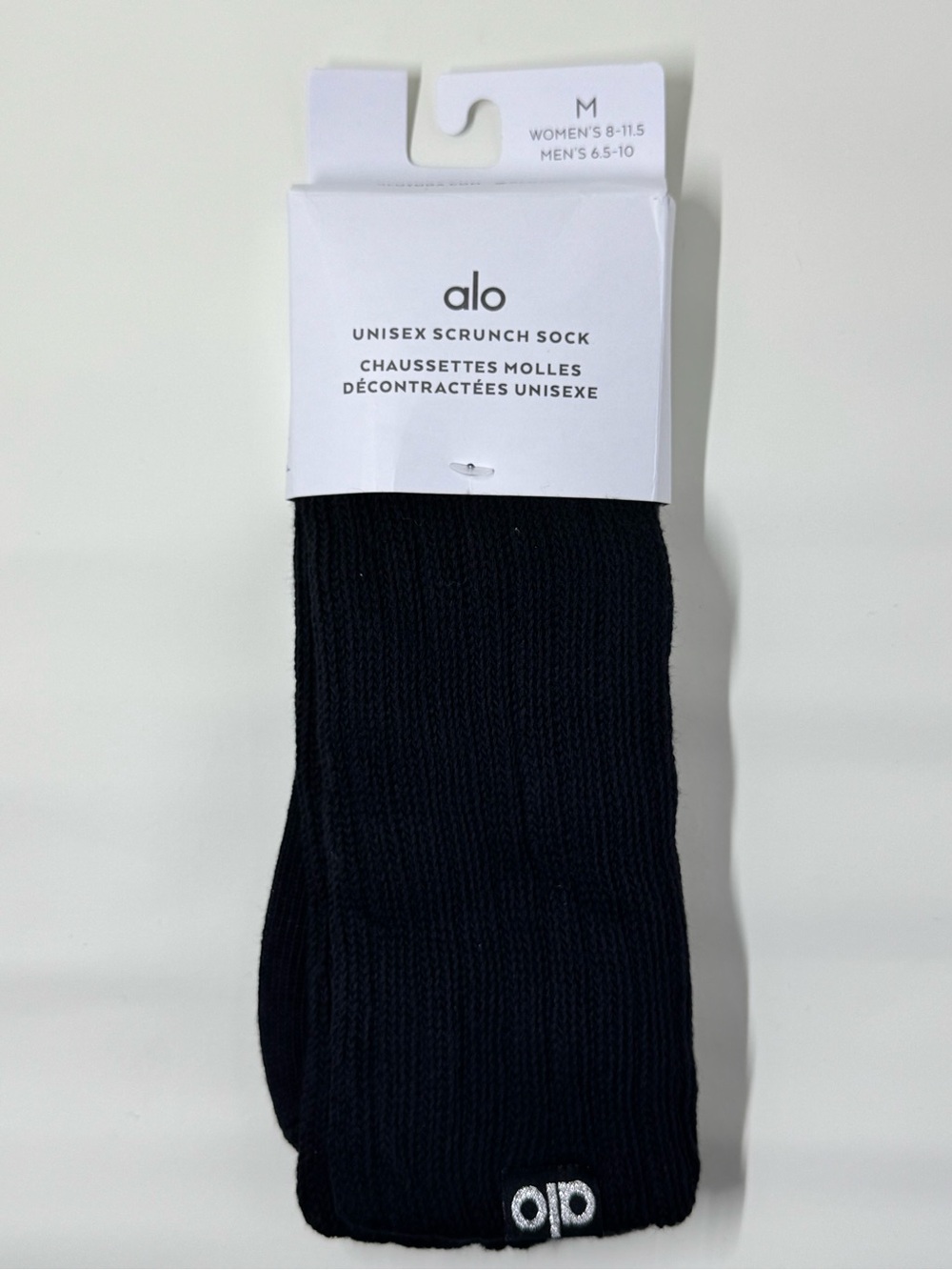 Alo Yoga Unisex Scrunch Socks Black Size M NWT Ribbed Crew